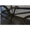 Image 4 : GREEN NO BRAND BMX