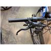 Image 10 : BLUE BRODIE BIKE WITH HYDRAULIC DISC BRAKES