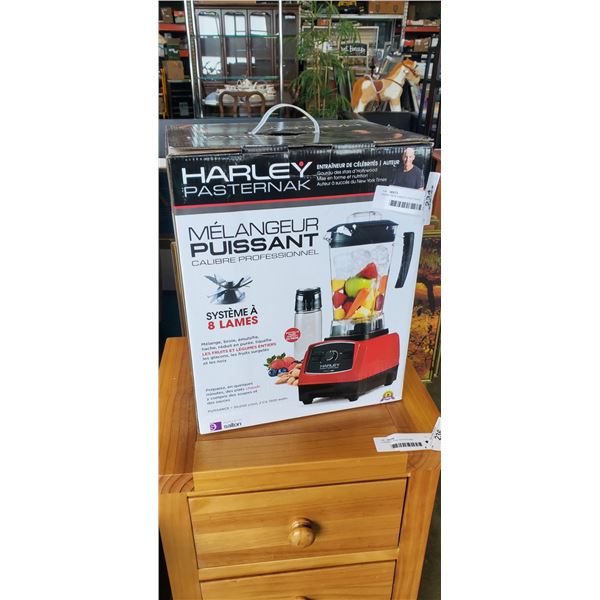 BRAND NEW HARLEY PASTERNAK PROFESSIONAL GRADE POWER BLENDER 8 BLADE BLENDING SYSTEM IN BOX