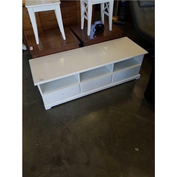 WHITE 3 DRAWER TV STAND