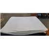 Image 1 : King size memory foam topper