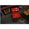 Image 1 : 5 RED STACKING CHAIRS