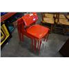 Image 2 : 5 RED STACKING CHAIRS