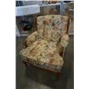 Image 8 : Vintage wood arm chair