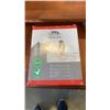 Image 2 : QUEENSIZE MATTRESS TOPPER AND FURNITURE CARE KIT