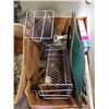 Image 2 : 2 BOXES OF METAL AND GLASS CANDLE HOLDERS AND RACKS