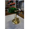 Image 2 : Vintage bankers lamp
