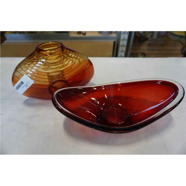 Art glass bowl and vase