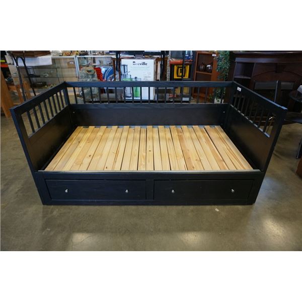 Black trundle bed