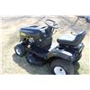 Image 7 : Poulan 15 1/2hp 38" 6 speed lawn tractor