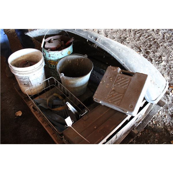 Metal tool box, lay flat hose, canvas (everything on pallet)