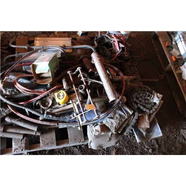 Roller Chain, guards etc (everything on pallet)