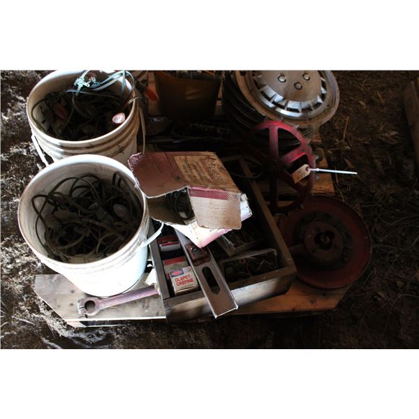 Hardware, lights, hubcaps (everything on pallet)