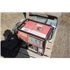 Image 3 : Honda portable generator eb 2200, weighs, feeder (everything on pallet)
