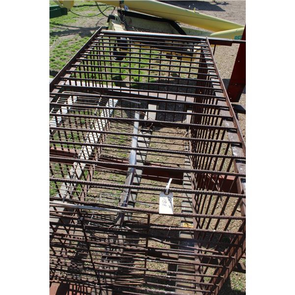 Metal Carrier with Metal Pipe