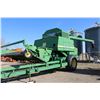 Image 2 : 1983 John Deere 7721 Pull Type Combine