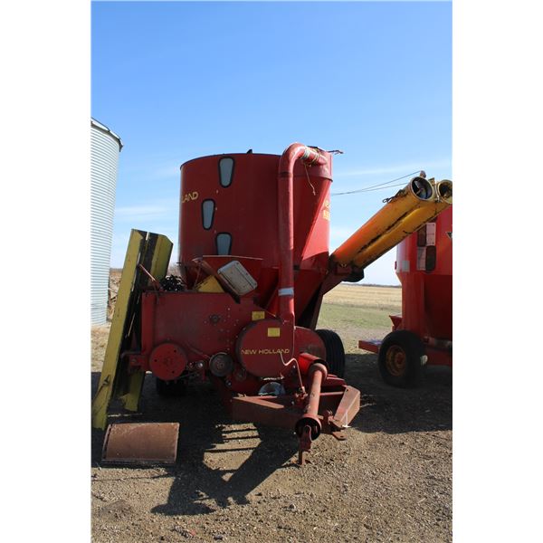 New Holland 357 Mix Mill