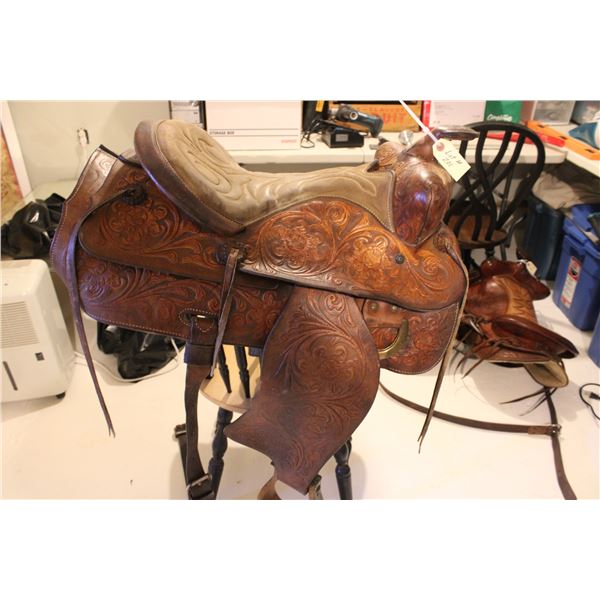 Western Saddle 14"