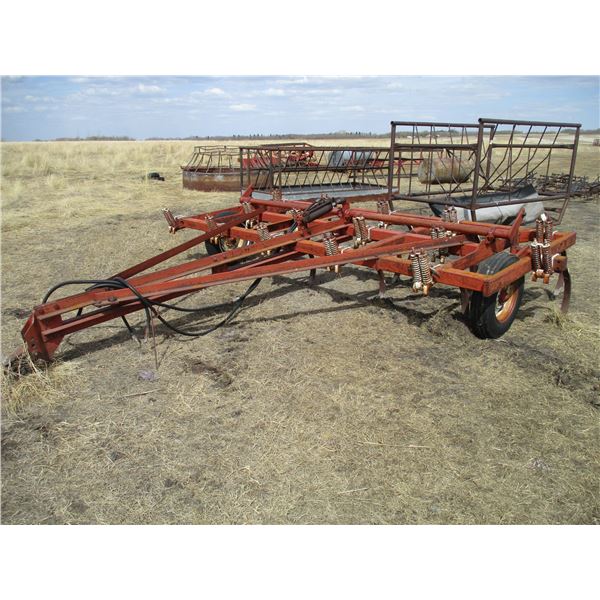 IHC cultivator 14'