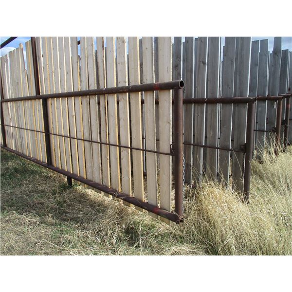 4 Standing Panels windbreaks 30'