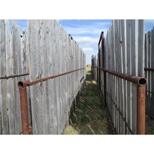 4 Standing Panels windbreaks 30'