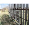 Image 2 : 30' Windbreak with swing gate 16' - bent swing gate