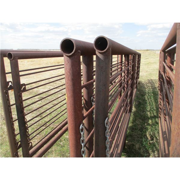 (4 X THE MONEY) 24' Standing Panels