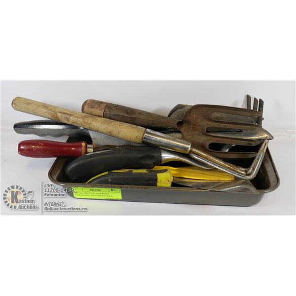 METAL TRAY OF ASSORTED GARDENING AND SHED TOOLS