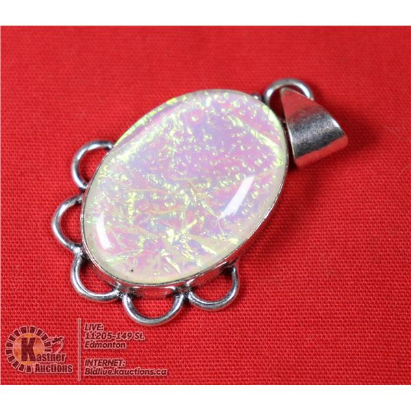 #90-TRIPLE OPAL PENDANT