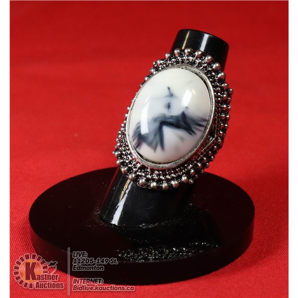 LARGE DOVE ON STONE RING