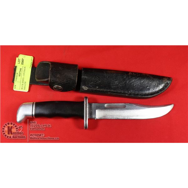 BUCK KNIFE- 119 USA IN LEATHER SHEATH