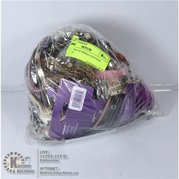 LARGE BAG OF MIXED VINTAGE JEWELRY