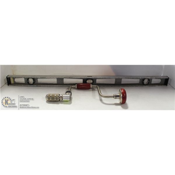 VINTAGE HAND CRANK DRILL WITH MASTERCRAFT 3 FT