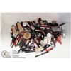 Image 1 : LARGE FLAT OF VARIOUS COSMETICS. SOME MAY BE