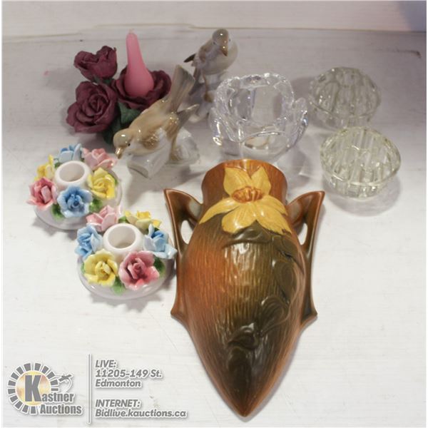 FLAT OF MINATURE GLASS AND CERAMIC DECOR.