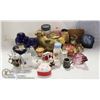 Image 1 : FLAT OF ASSORTED GLASS/ CERAMIC DECOR.
