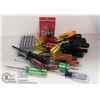 Image 1 : FLAT OF SCREWDRIVERS.
