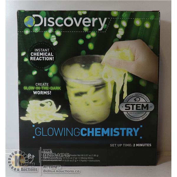NEW DISCOVERY GLOWING CHEMISTRY SET