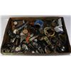 Image 1 : FLAT OF ASSORTED VINTAGE WATCHES SOME NEED TLC