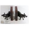 Image 1 : PAIR OF BULL BOOKENDS