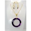 Image 1 : 21)  GOLD TONE WITH PURPLE TITANIUM CRYSTAL