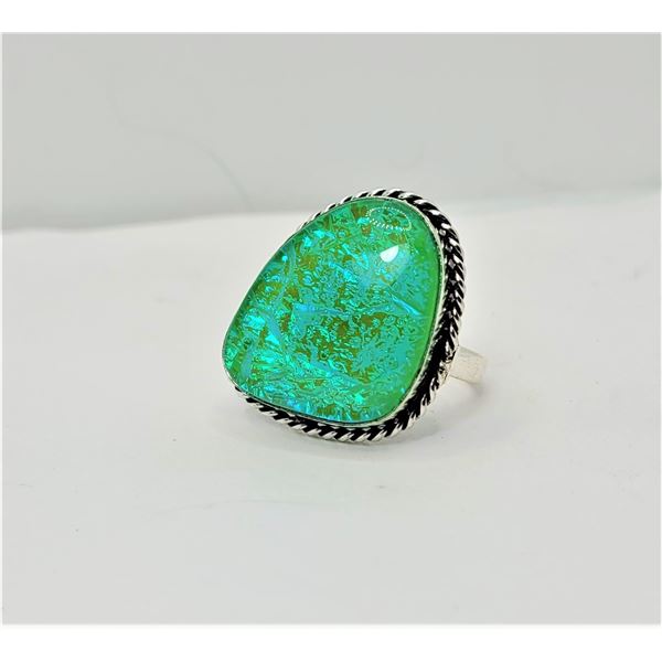14)   GREEN  AUSTRALIAN TRIPLATE FIRE OPAL RING