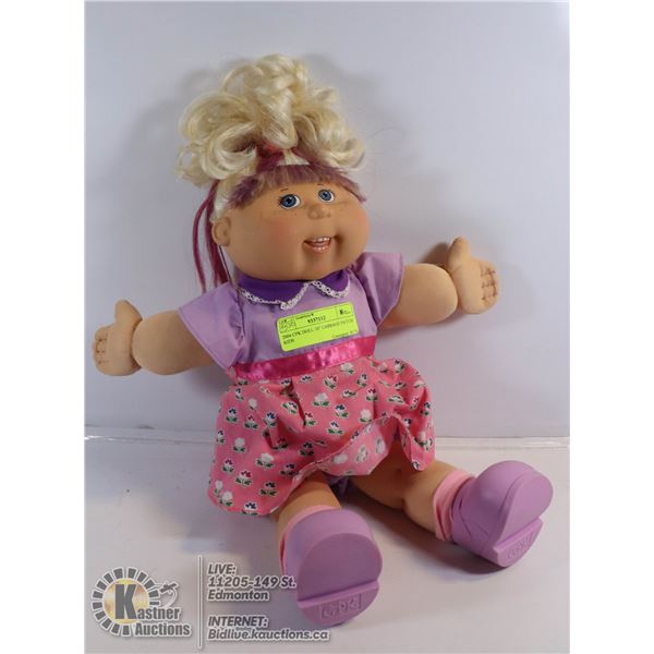 2004 CPK DOLL 16" CABBAGE PATCH KIDS