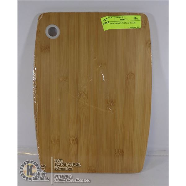 NEW BAMBOO CUTTING BOARD
