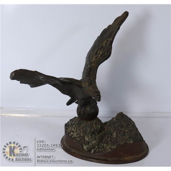 ANTIQUE BRONZE EAGLE ON THE MOUNTAIN STATUE