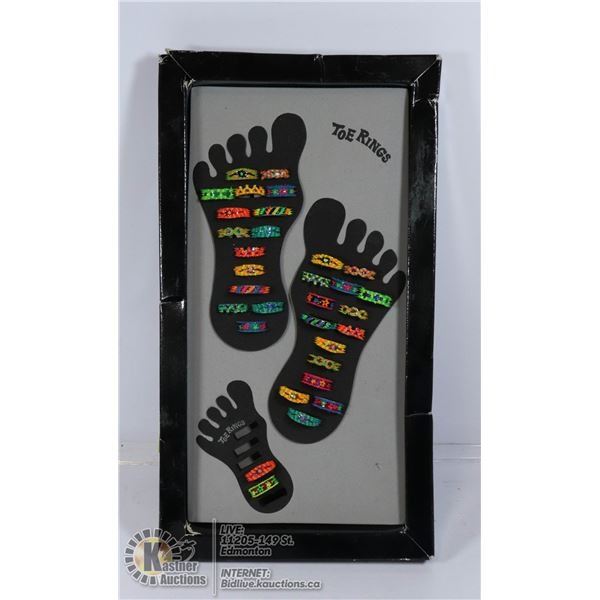 LOT OF TOE RINGS WITH RETAIL DISPLAY