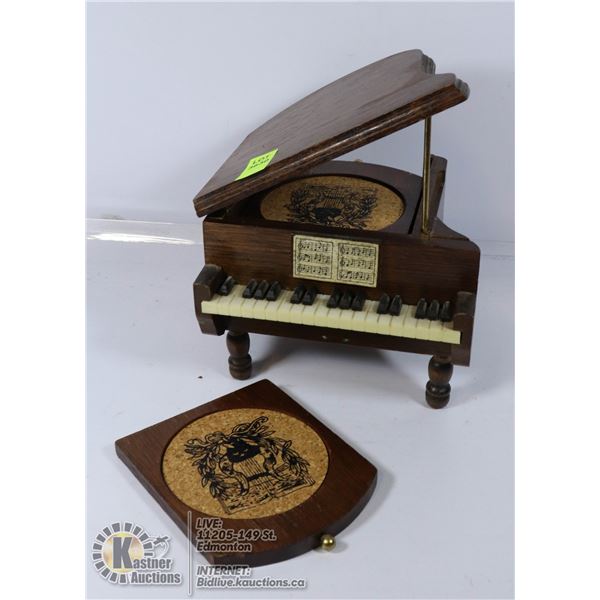 VINTAGE GRANDE PIANO COASTER SET