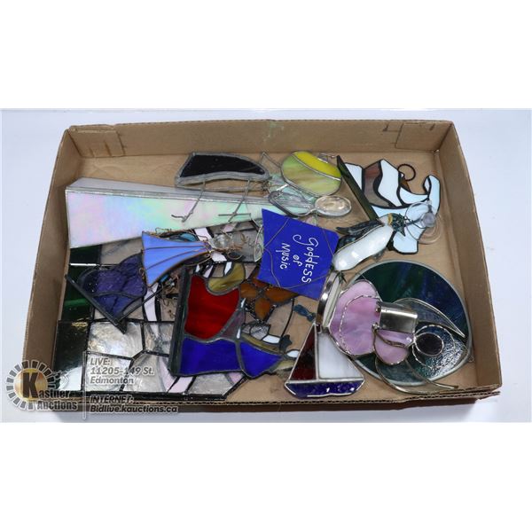 STAINED GLASS COLLECTIBLES- LOT OF 12 PIECES