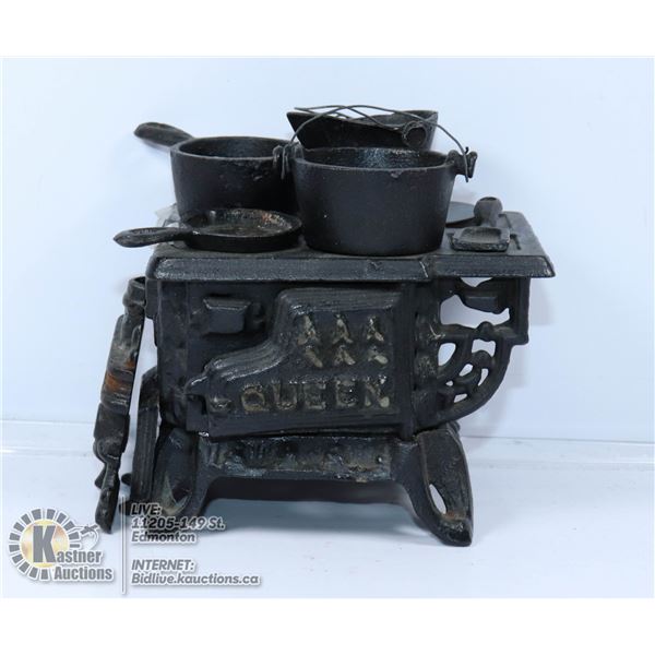 QUEEN MINI CAST IRON STOVE