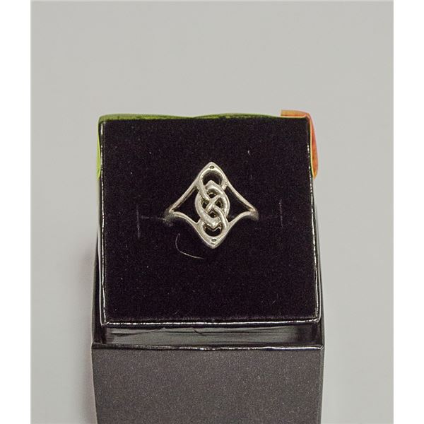 VINTAGE .925 STERLING SILVER RING 1" SZ 6